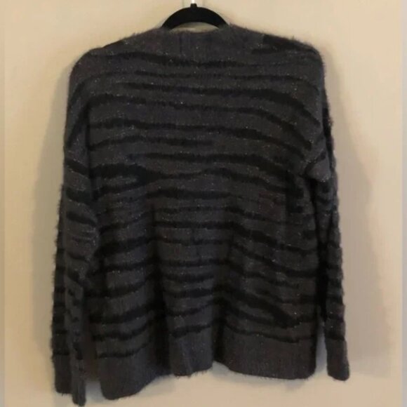 Bundled Tru Cloth Cardigan - Picture 2 of 5